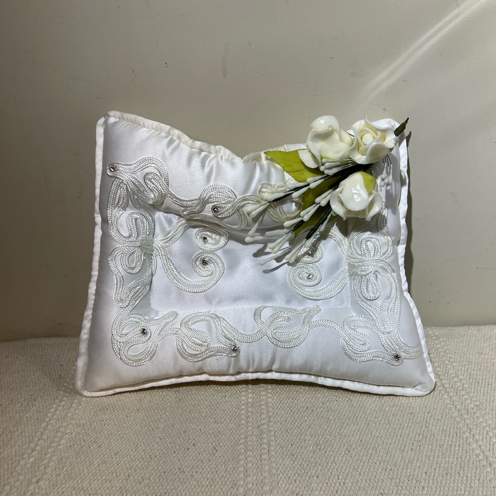 Elegant White Ring Bearer Pillow with Floral Accent